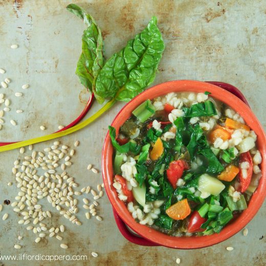 Bietole arcobaleno, pomodori e olive 11 minestrone orzo bieta DiRienzo 08 520x520 1