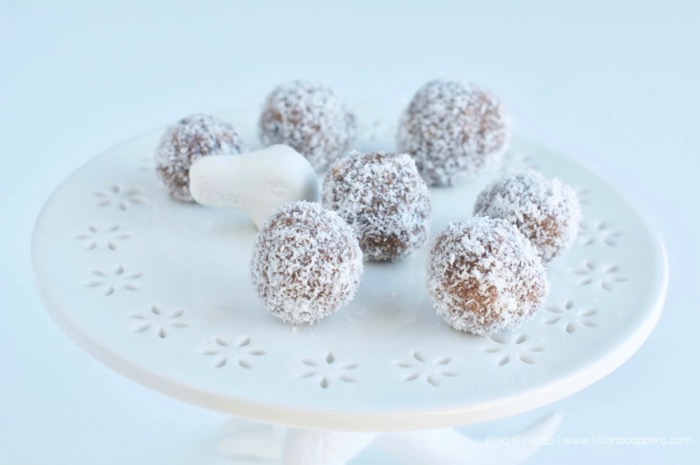 Kokosbollar Palline Svedesi Al Caffe Cioccolato E Cocco Il Fior Di Cappero