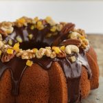 Bundt cake allo yogurt e arancia, con cioccolato e noci 7 ciambella yogurt-bundt cake