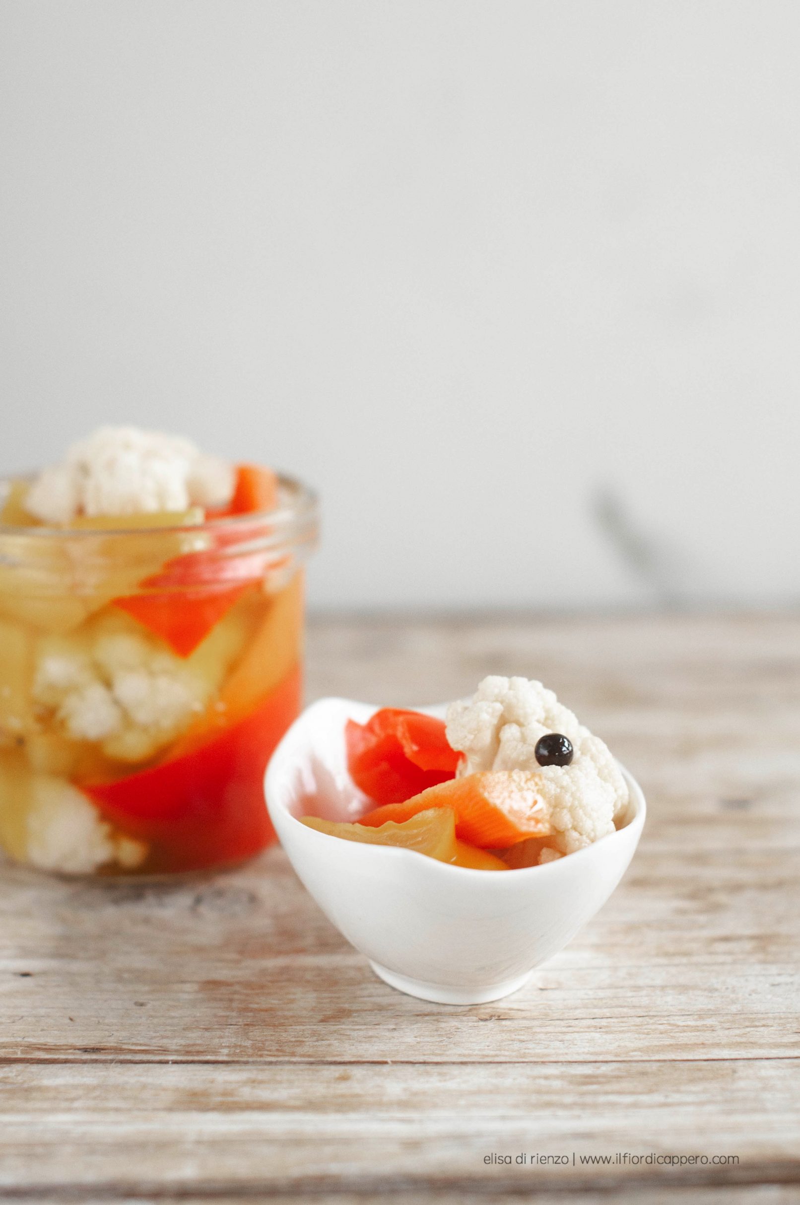 giardiniera di verdure in agrodolce da conservare