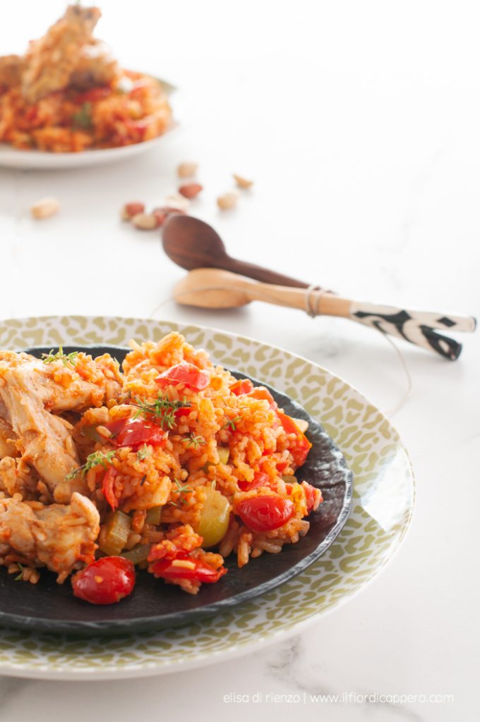 Red rice speziato con pollo stufato agli arachidi 6 red rice stufato di pollo