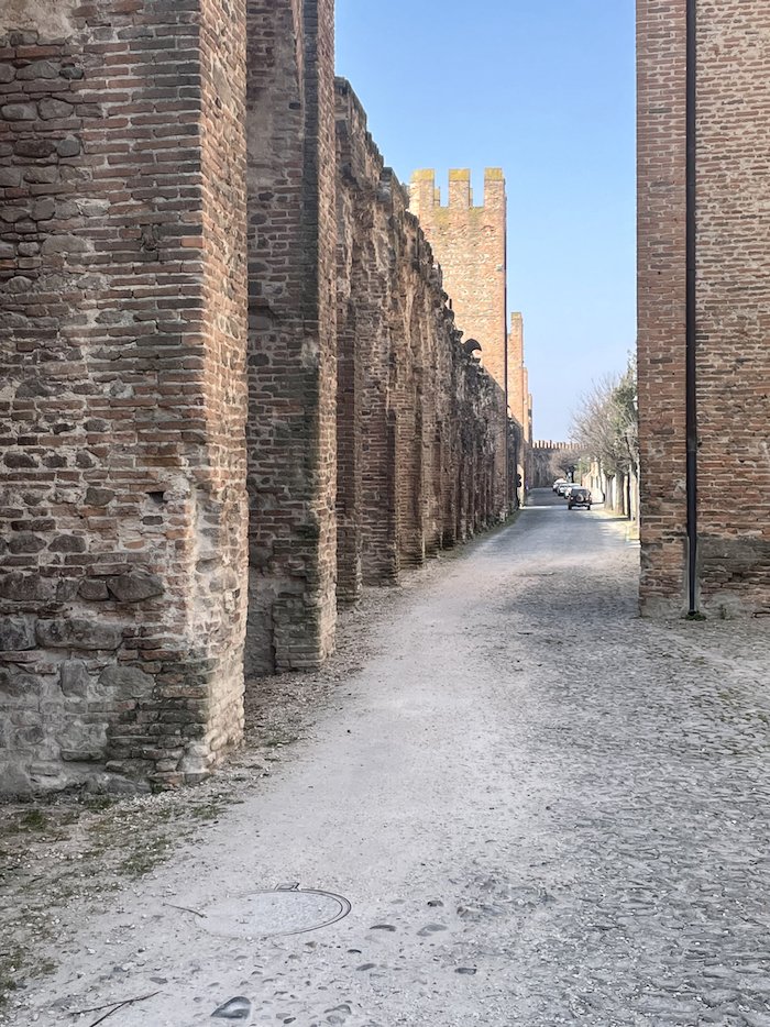 Un giorno a Montagnana: tra mura medievali e prosciutto veneto DOP 4 le mura di montagnana