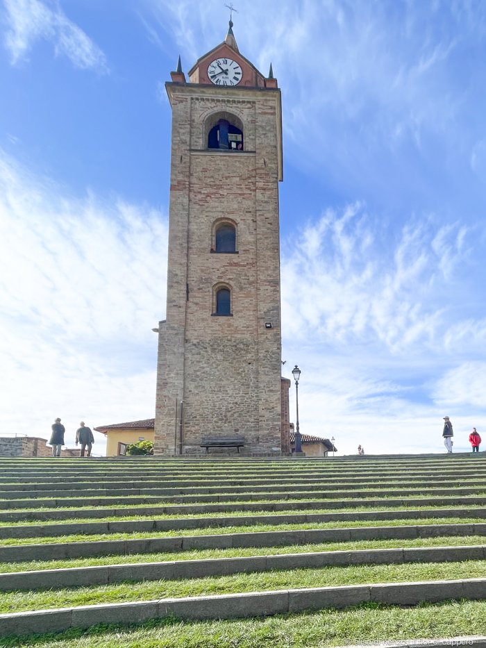 3 giorni nelle Langhe: itinerari tra borghi e vigneti 14 Monforte