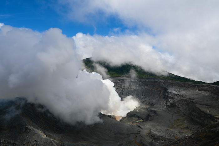Costa Rica on the road, tra vulcani, oceani e foreste 53 Costa Rica volcan poas