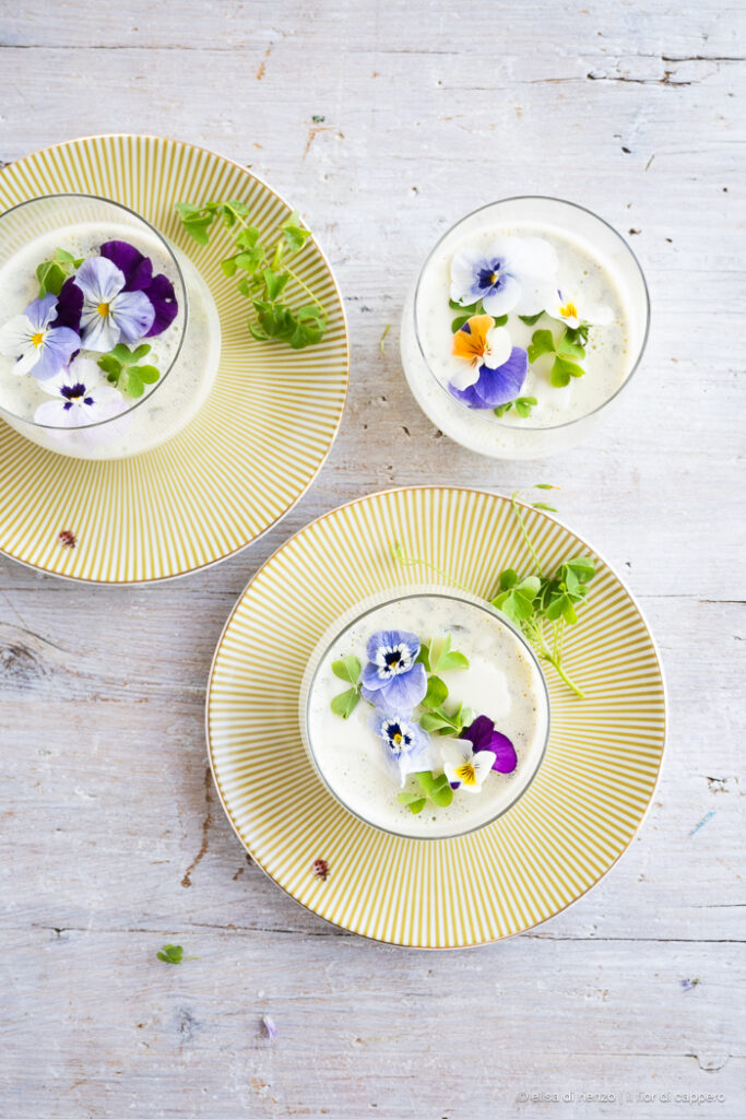 Panna cotta con acetosella: il dessert primaverile perfetto 6 panna cotta con acetosella