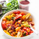 Insalata di pomodori con scalogno al sommacco e pinoli 6 insalata di pomodori con scalogno al sommacco