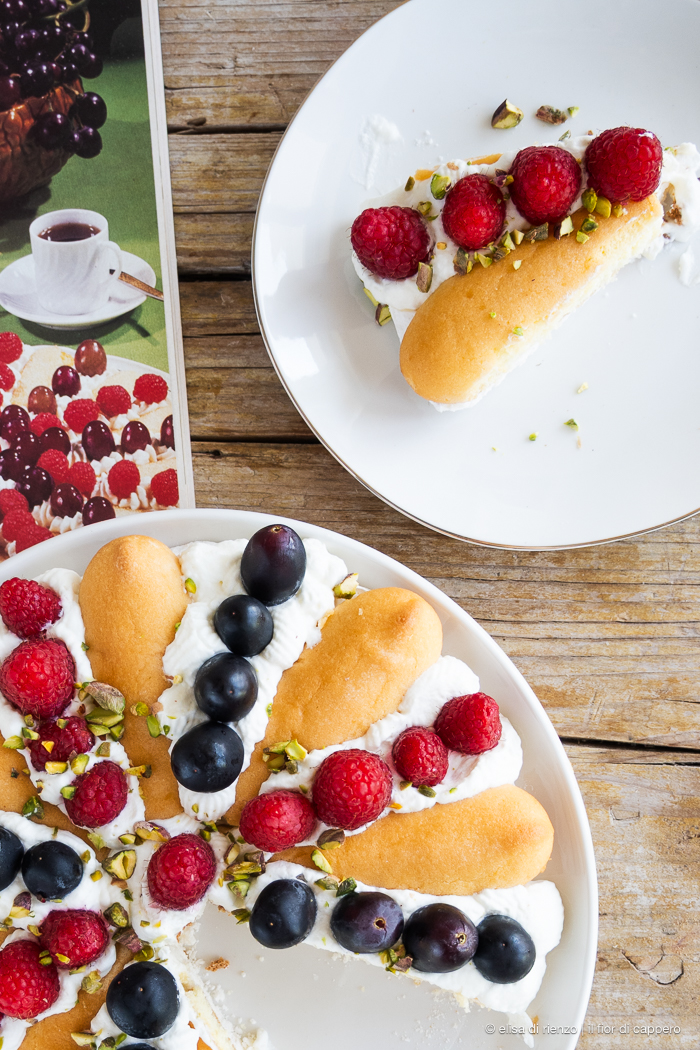 Torta meringa con uva e lamponi: dolce vintage anni '80 9 torta meringa anni '80